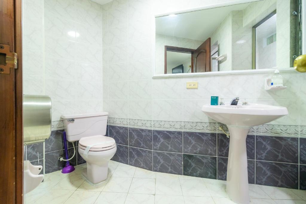 Ayenda Normandy - Cuadruple - 0