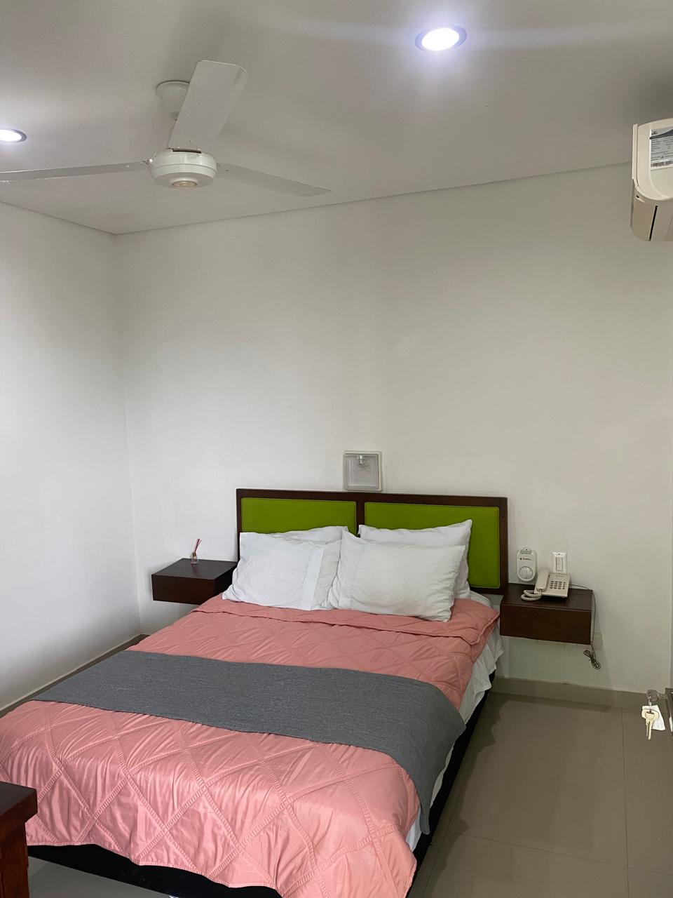 LHM HOTEL - DOBLE ESTANDAR (1 CAMA  MATRIMONIAL)  - 15