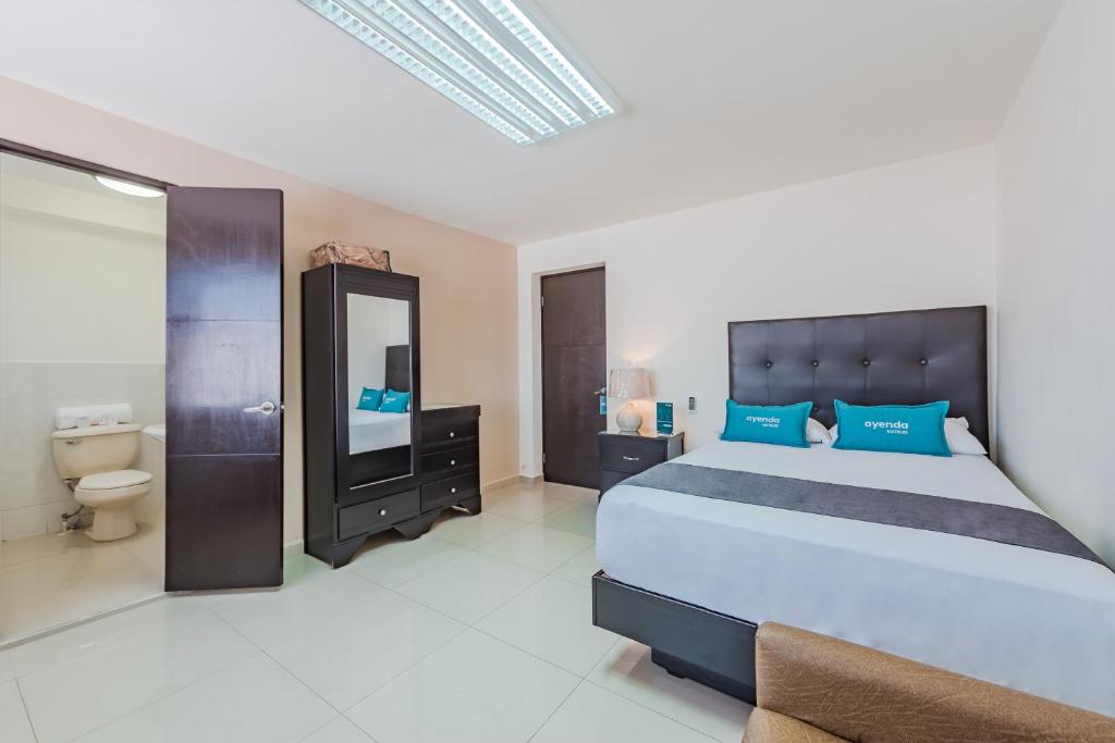 Ayenda Suites Ejecutivas Monterrey 0