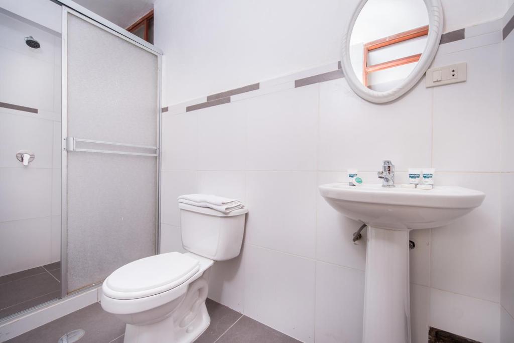 Ayenda Posada Inn - Cuádruple Estandar - 16