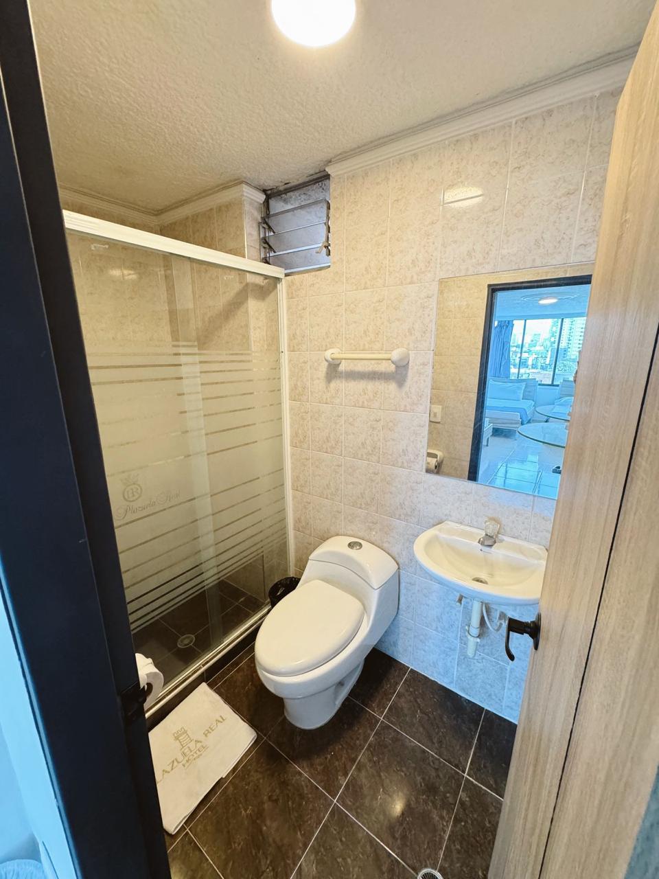 HOTEL PLAZUELA REAL - Baño - 17