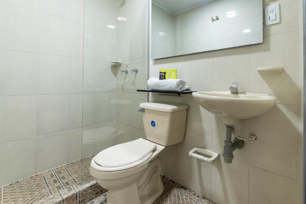 Ayenda 1055 Agora INN Corferias 17