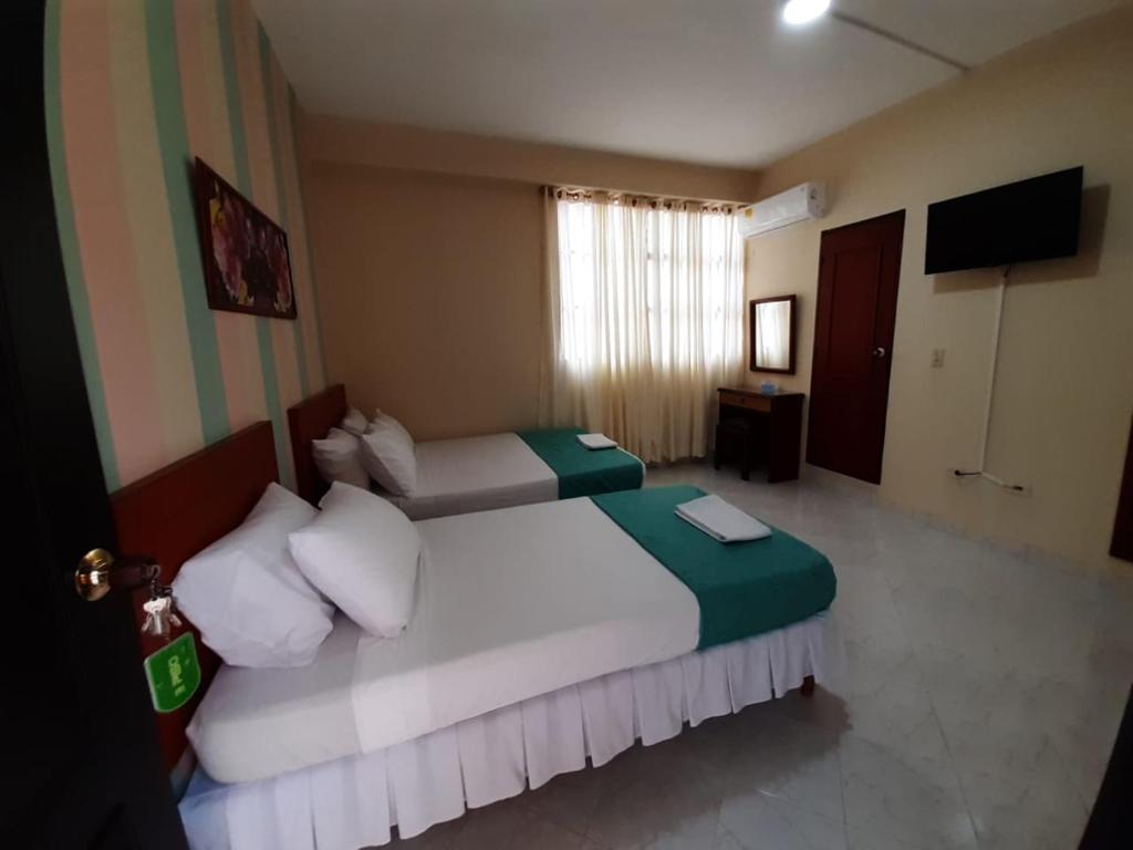 HOTEL EL ANDINO - Triple Cama Doble + Sencilla A.A - 9