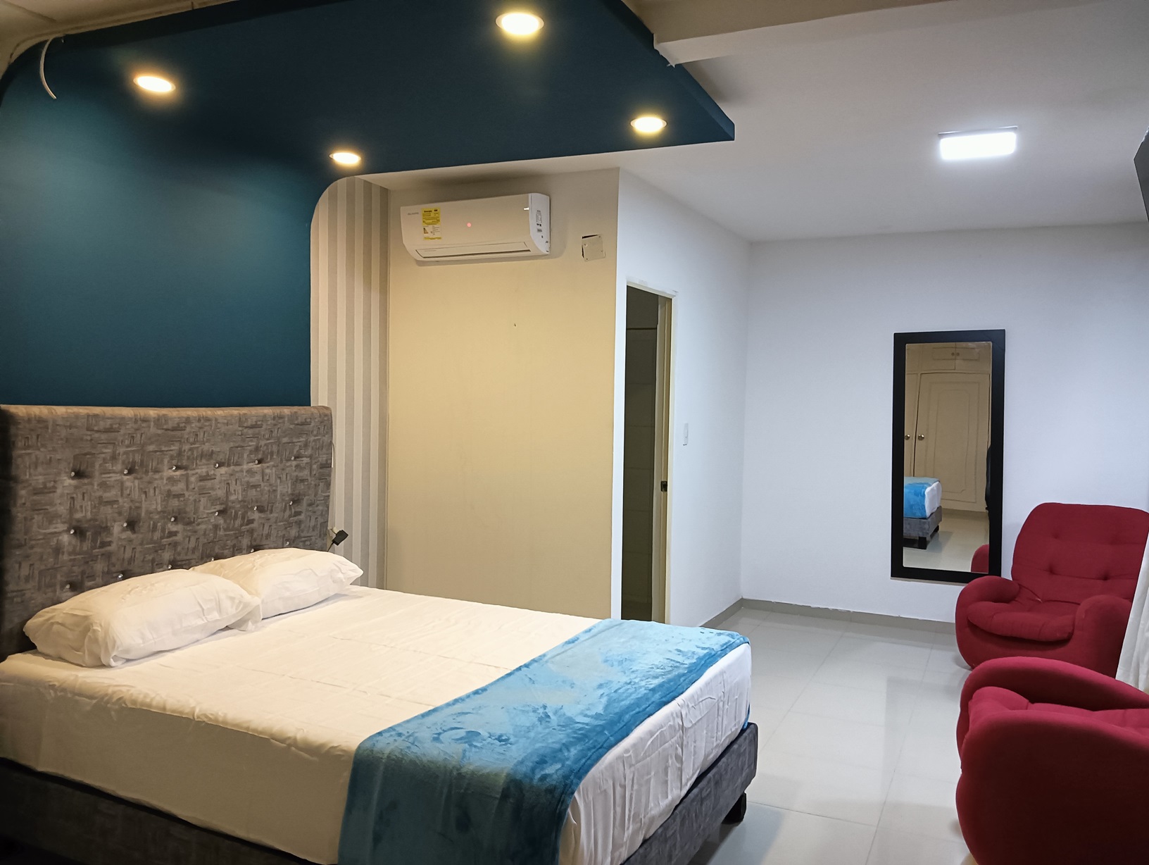 Hotel Pasarela Cali - Doble con Aire Acondicionado - 5