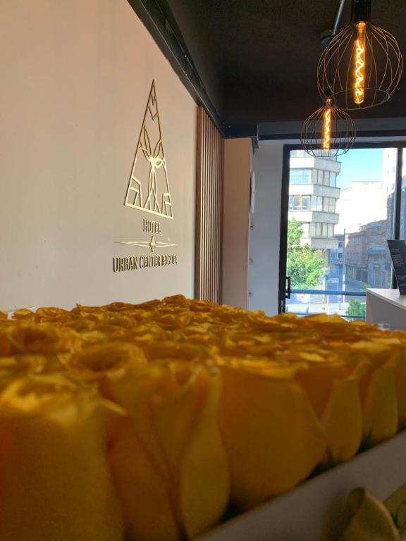 Hotel Urban Center Bogota - Recepción - 11