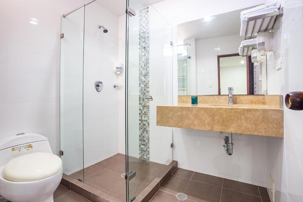 Ayenda Carivdi - Doble Estándar - 2