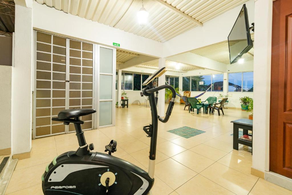 Ayenda Eclipse 1706 41