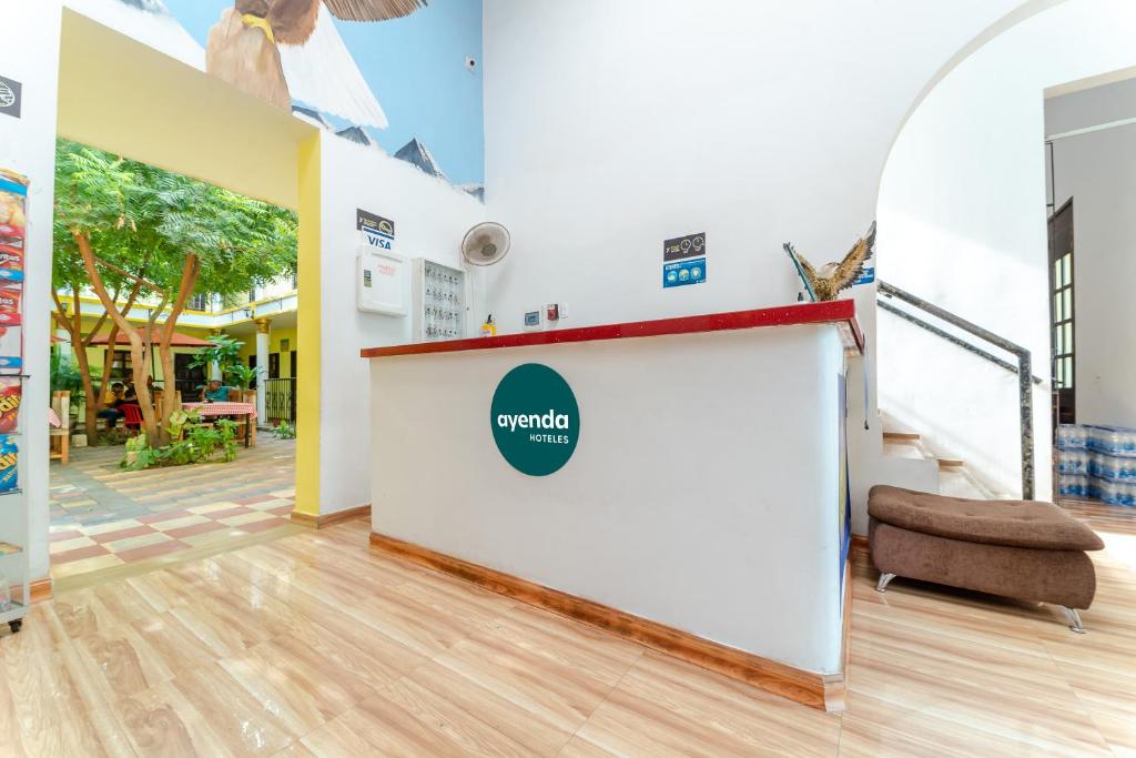 Ayenda 1305 Retro 19