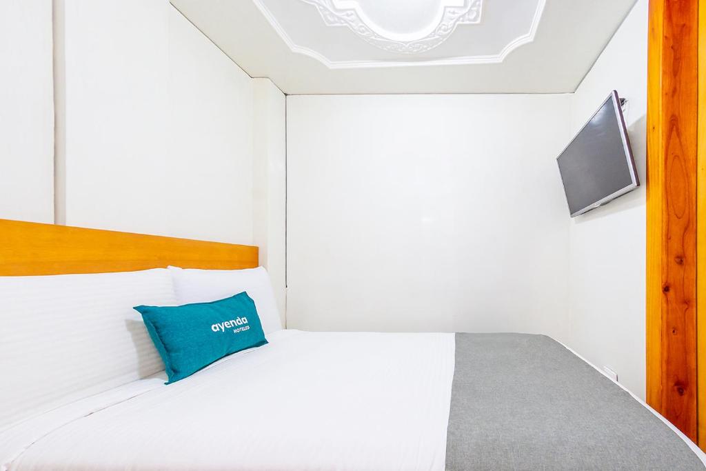 Ayenda Golden Empresarial 18