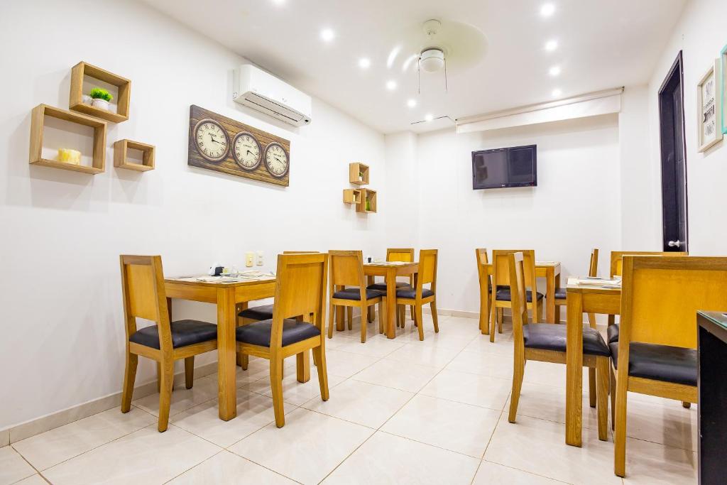 Ayenda 2105 Monteria Central 20