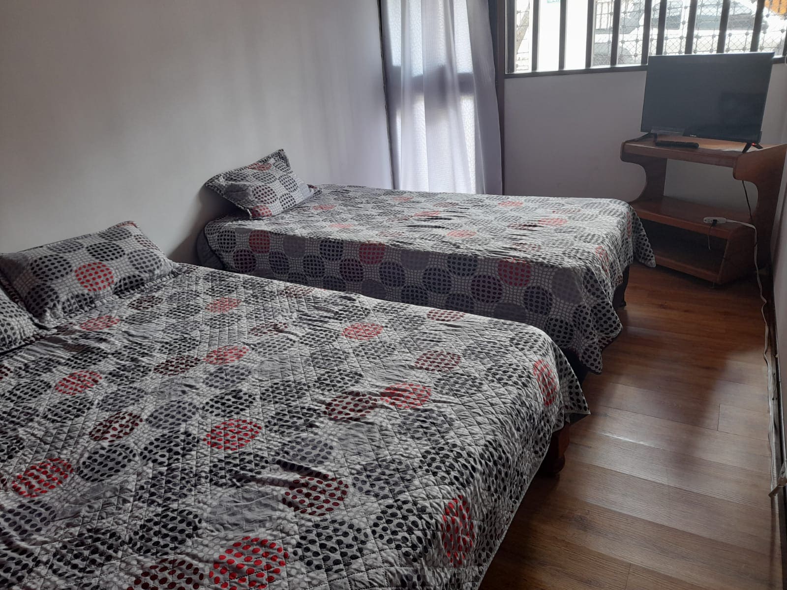 Hostal Usaquen La Parada Del Tren 6