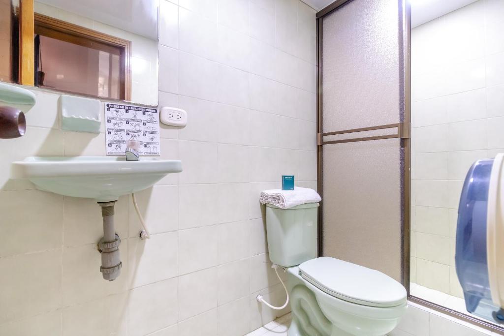 Ayenda Las Palmas - Baño - 18