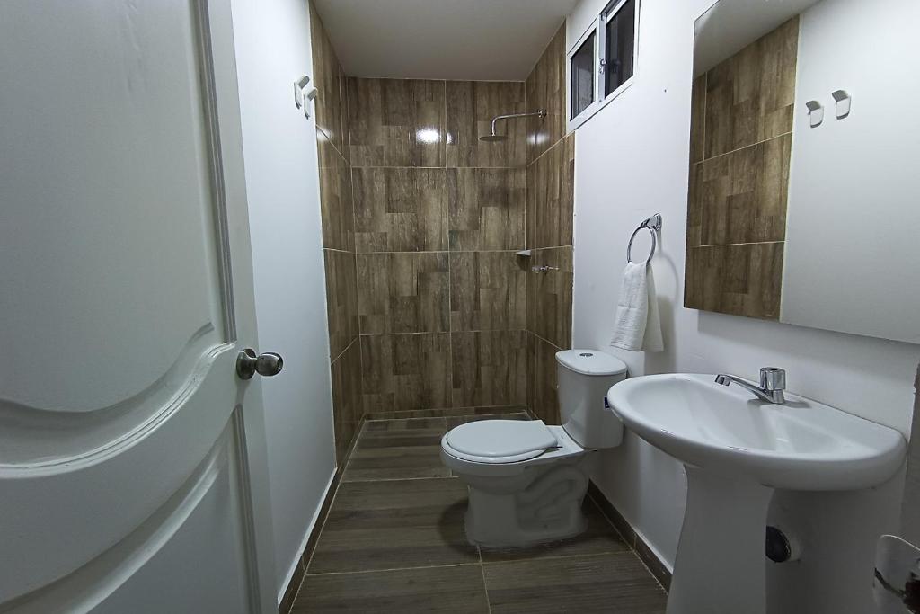Ayenda Brisas del Rio - Baño - 31