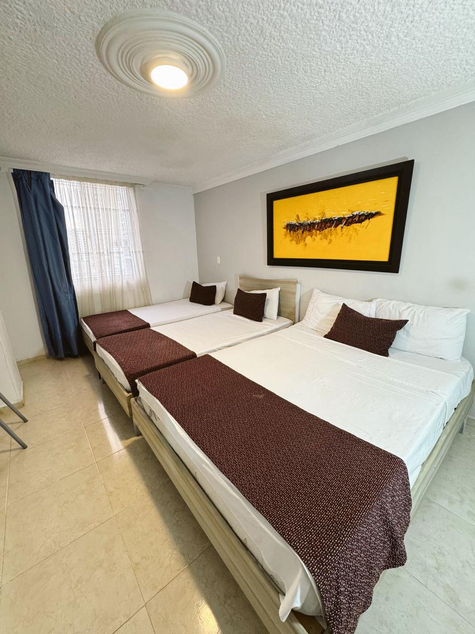 HOTEL PLAZUELA REAL - HAB TRIPLE A  - 2