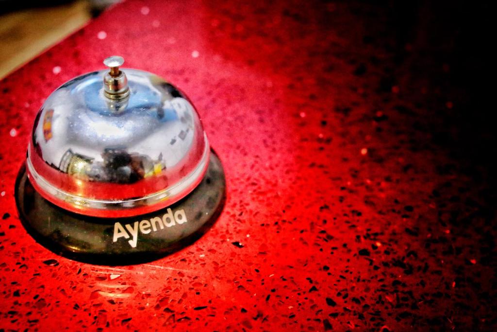 Ayenda 1305 Retro 38