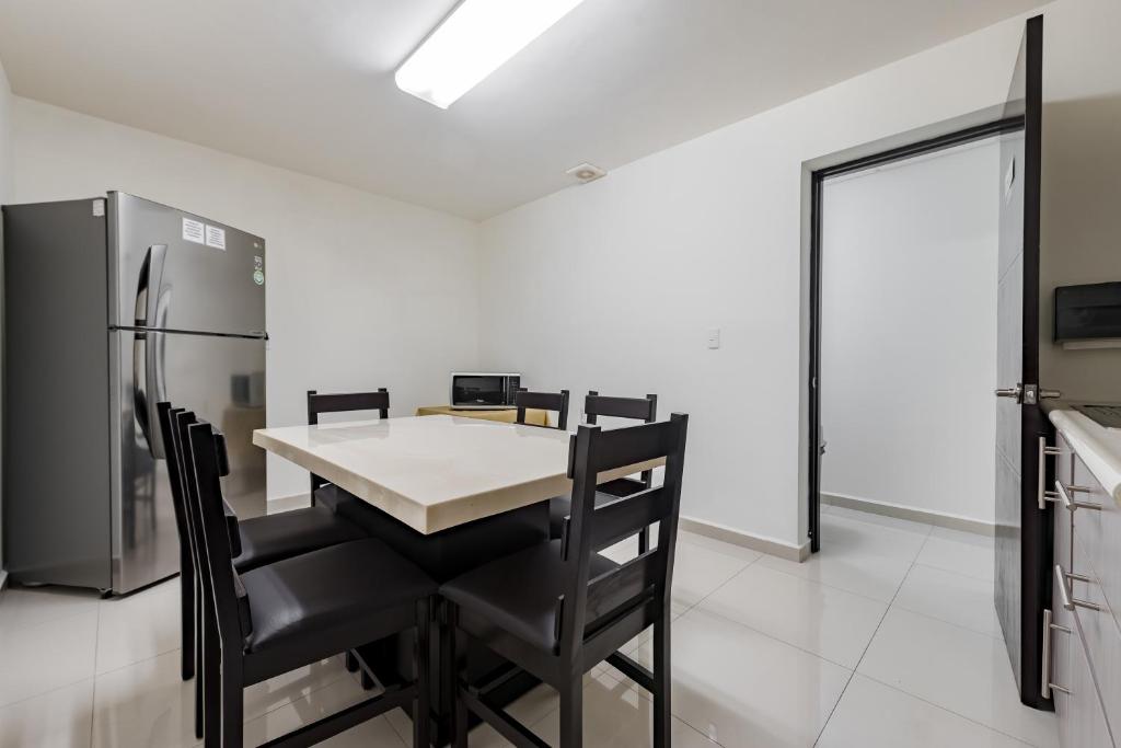 Ayenda Suites Ejecutivas Monterrey 18