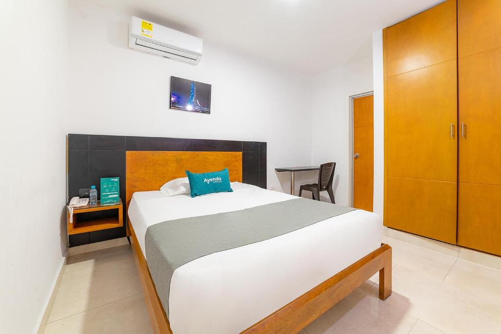 Ayenda Zhena - Sencilla - 2