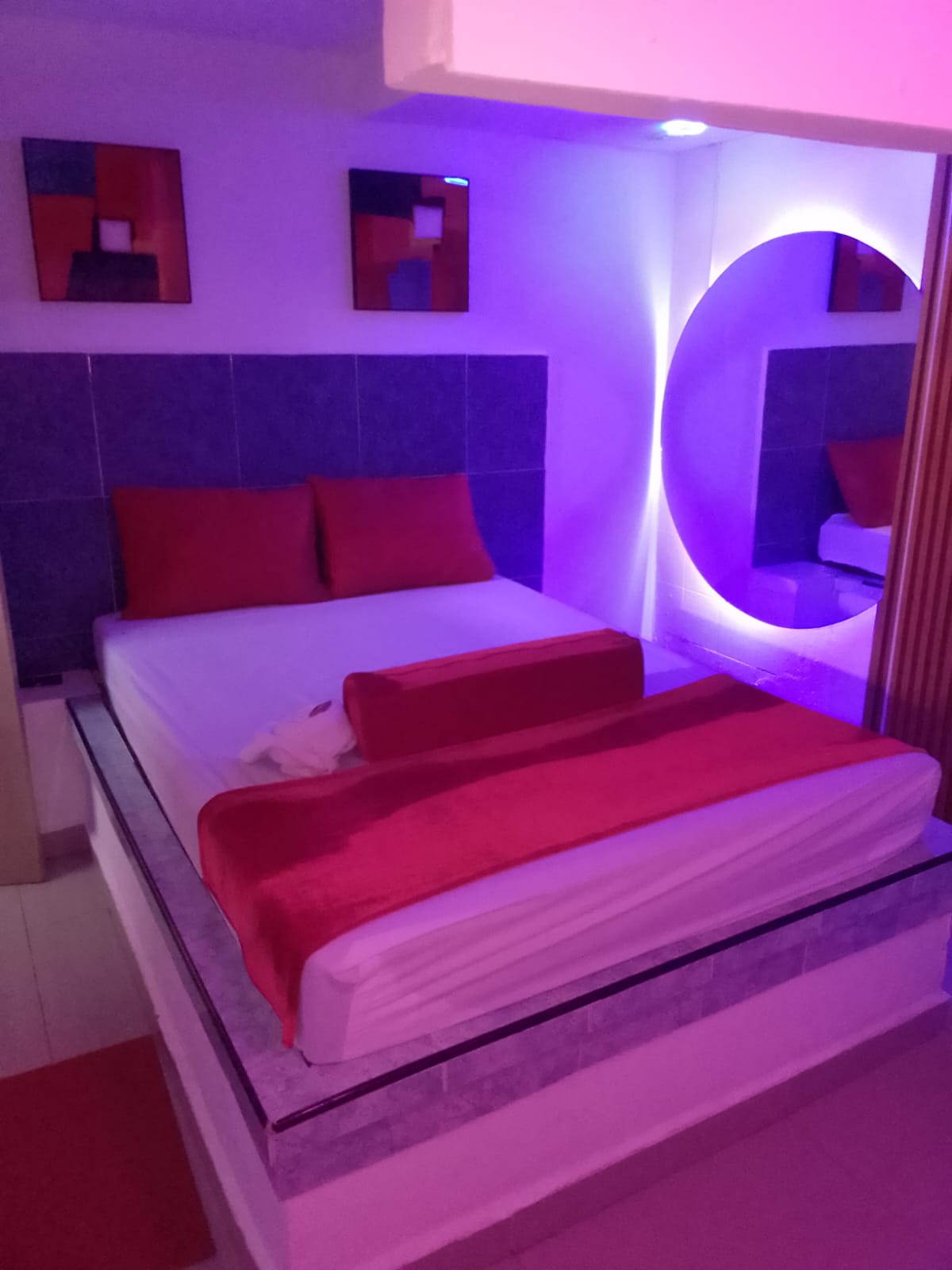 Motel hospedaje patio bonito - Para pareja con baño privado,tv.aire acondicionado y wifi - 6