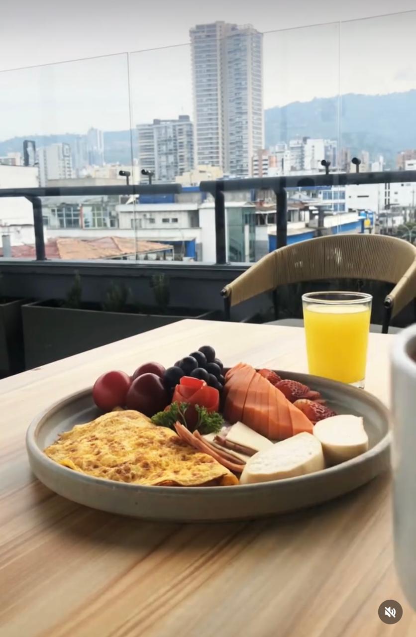 HOTEL PLAZUELA REAL - Desayuno - 3