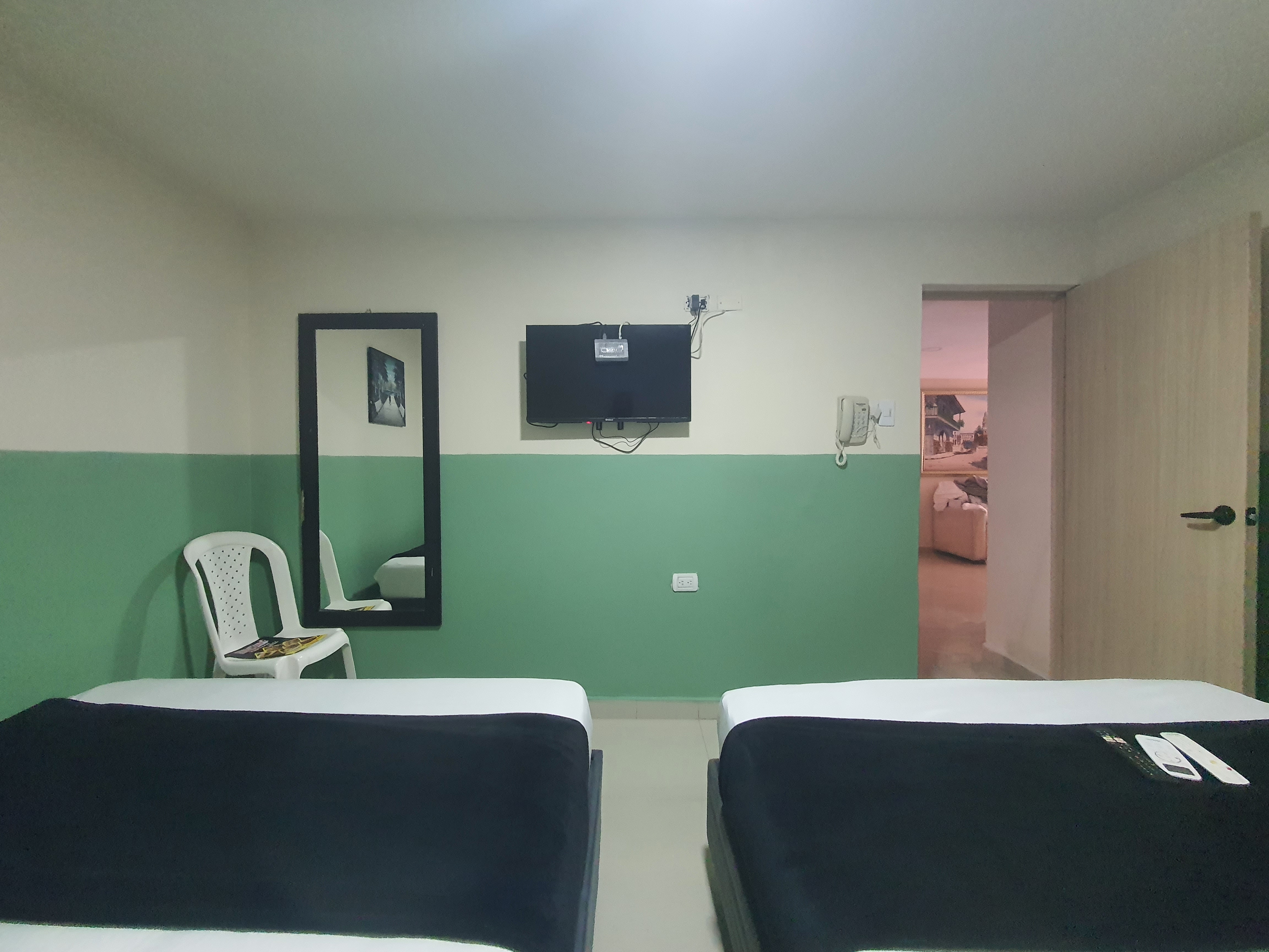 Hotel Imperial House - Habitacion Estandar Dos camas - 26