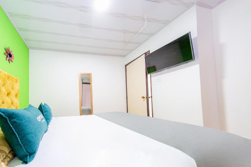 Ayenda Portal del Cable - Doble Estándar - 12