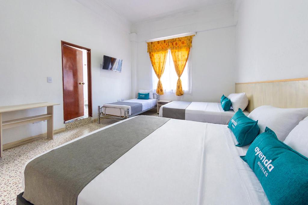 Ayenda Macondo - Triple Estandar - 9