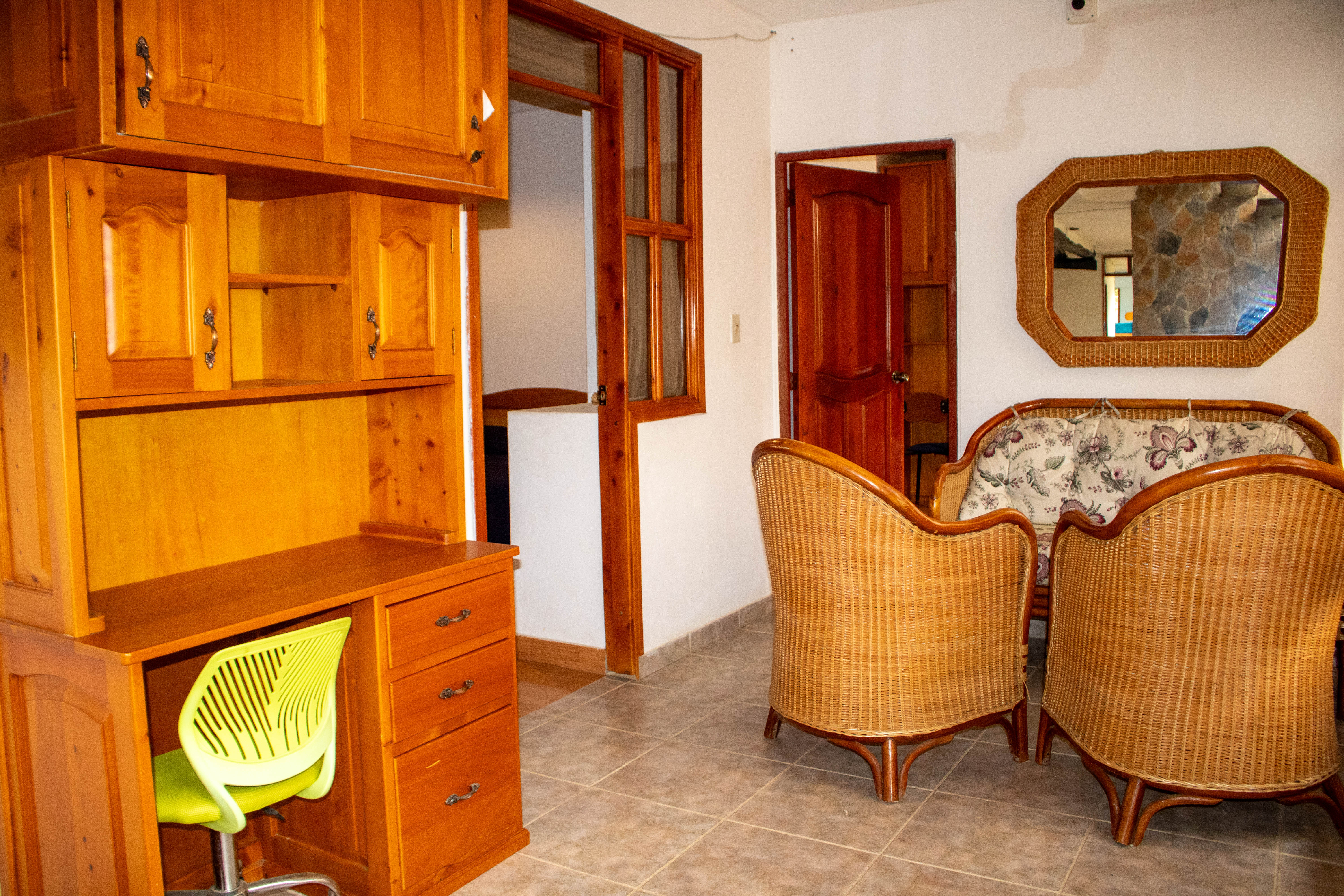 MONTEVERDE BEST INN  - El Recuerdo Interior pax 12 - 45