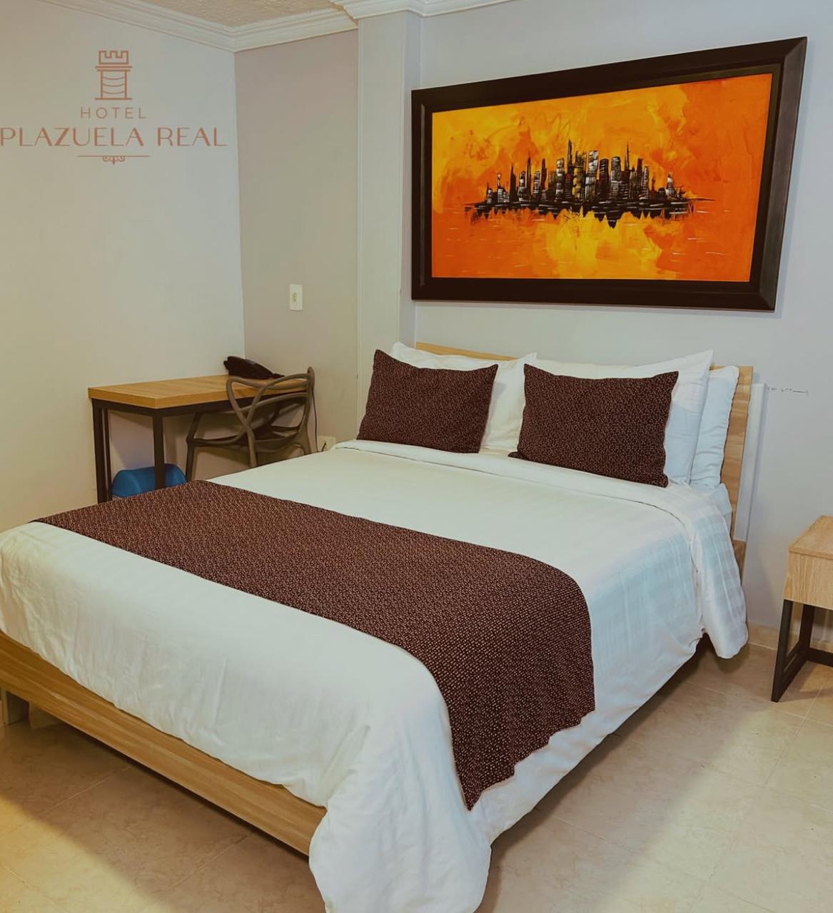 HOTEL PLAZUELA REAL - HAB DOBLE EN V - 12