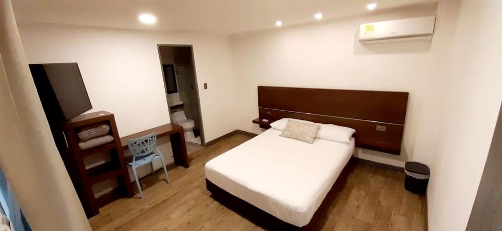 Hotel A&A Santa Alejandria 42