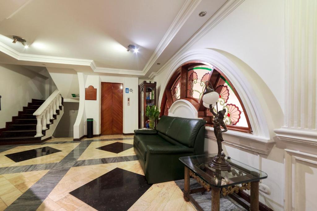 Ayenda 1408 Jaba Santiago de Cali 35