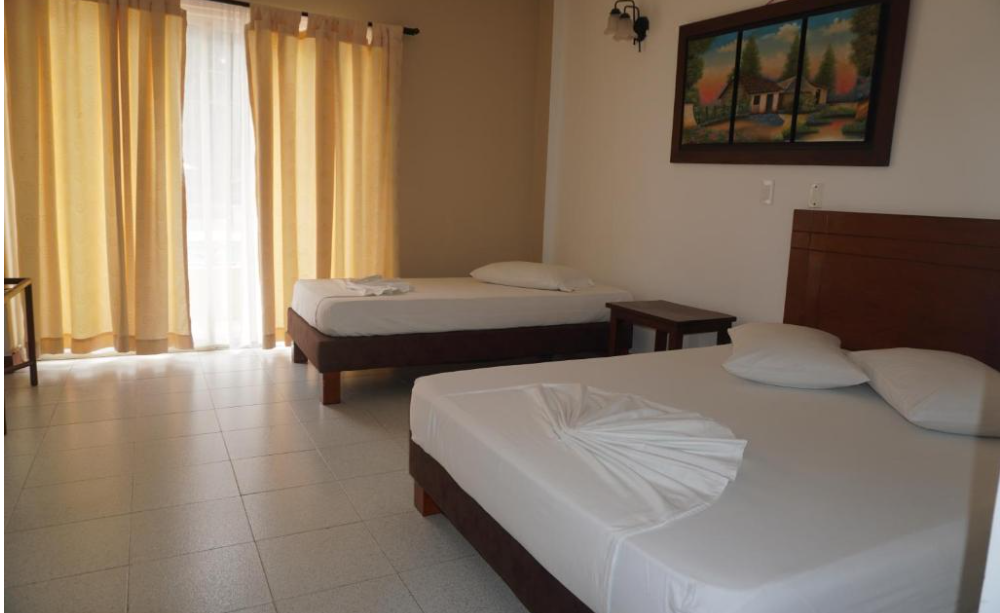 hotel y restaurante el mesón del gitano 17