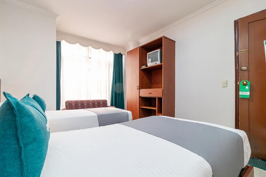 Ayenda Americano - Doble Estandar - 10