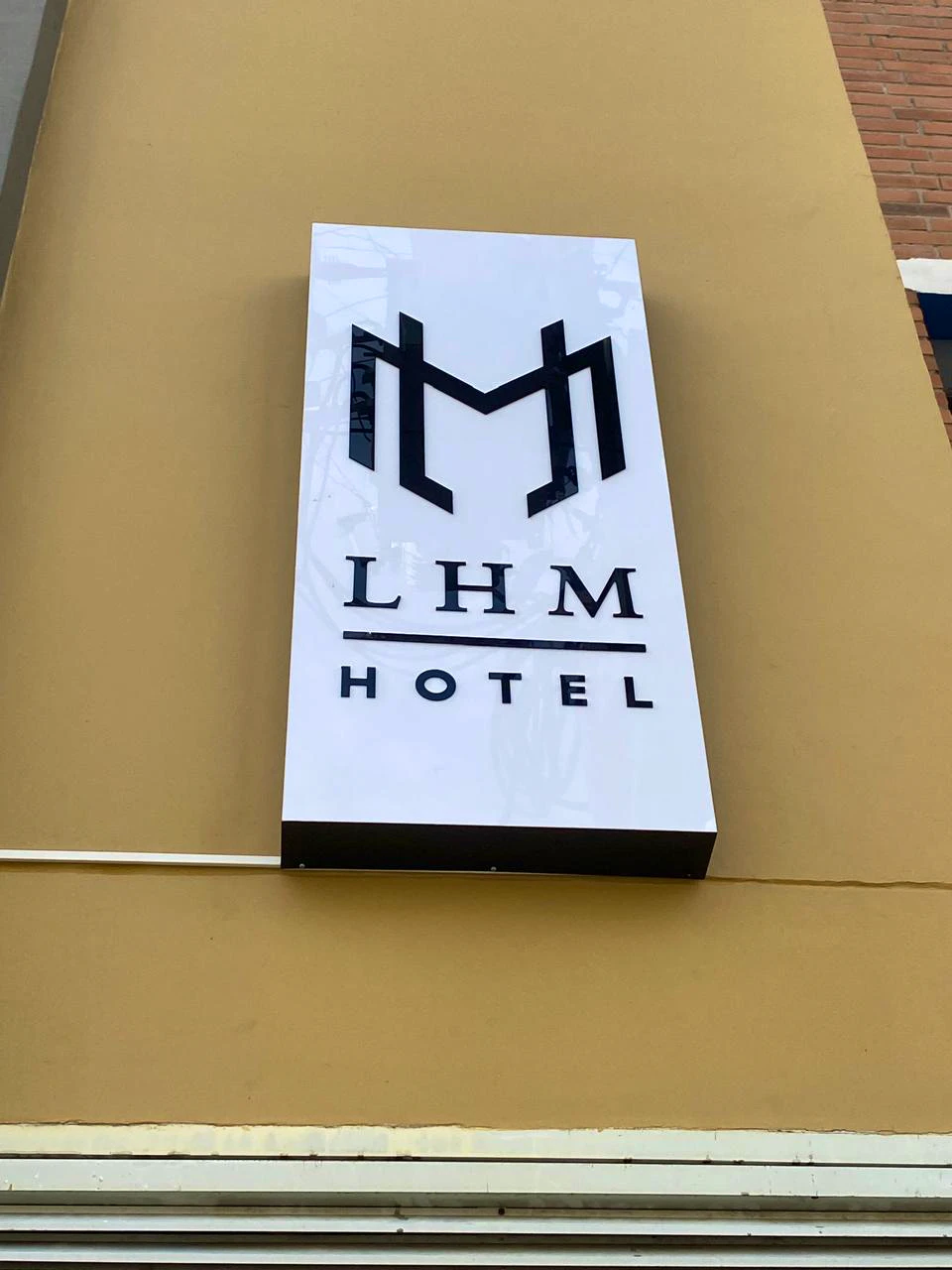 LHM HOTEL - Fachada - 17