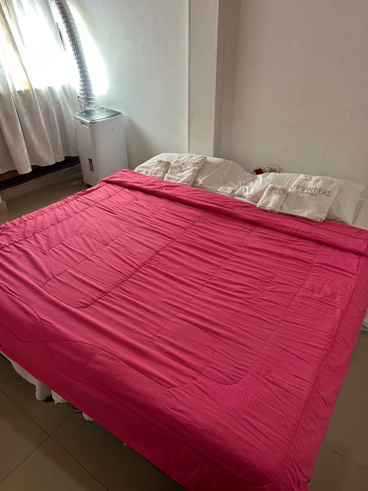 Lpointiers Alojamiento - Habitación 2 - 0