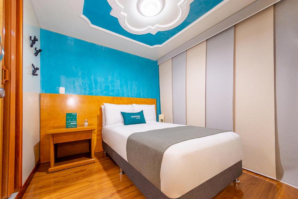 Ayenda Golden Empresarial 16