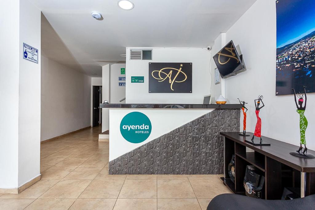 Ayenda Agustin Plaza 25