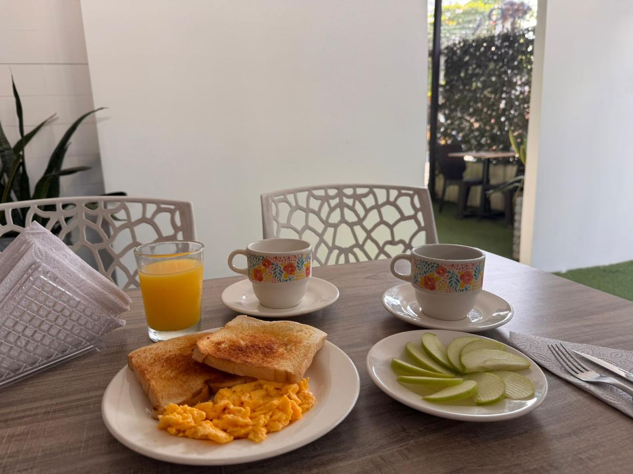 Ayenda Isla de Manga - Desayuno - 10