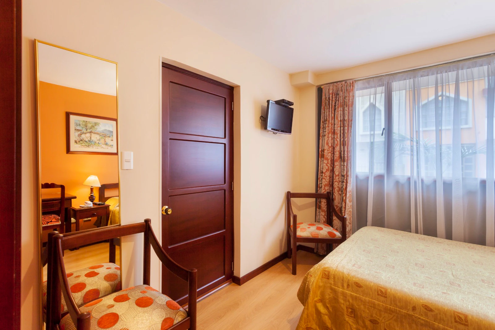 HOTEL FRANCES LA MAISON 32