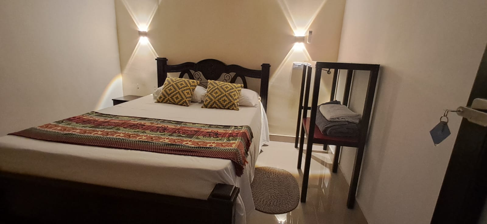 Hostal caimán del Rio - Habitaciones - Dobles  - 1