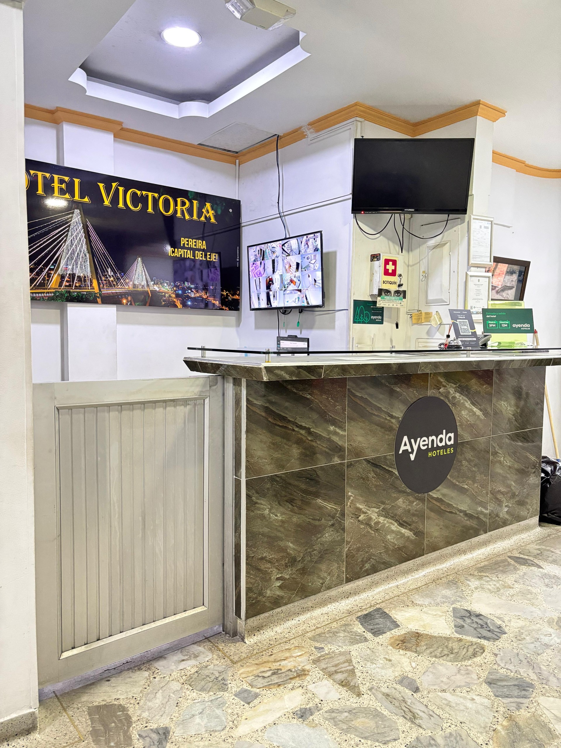 Ayenda 1122 Victoria - Recepción - 10