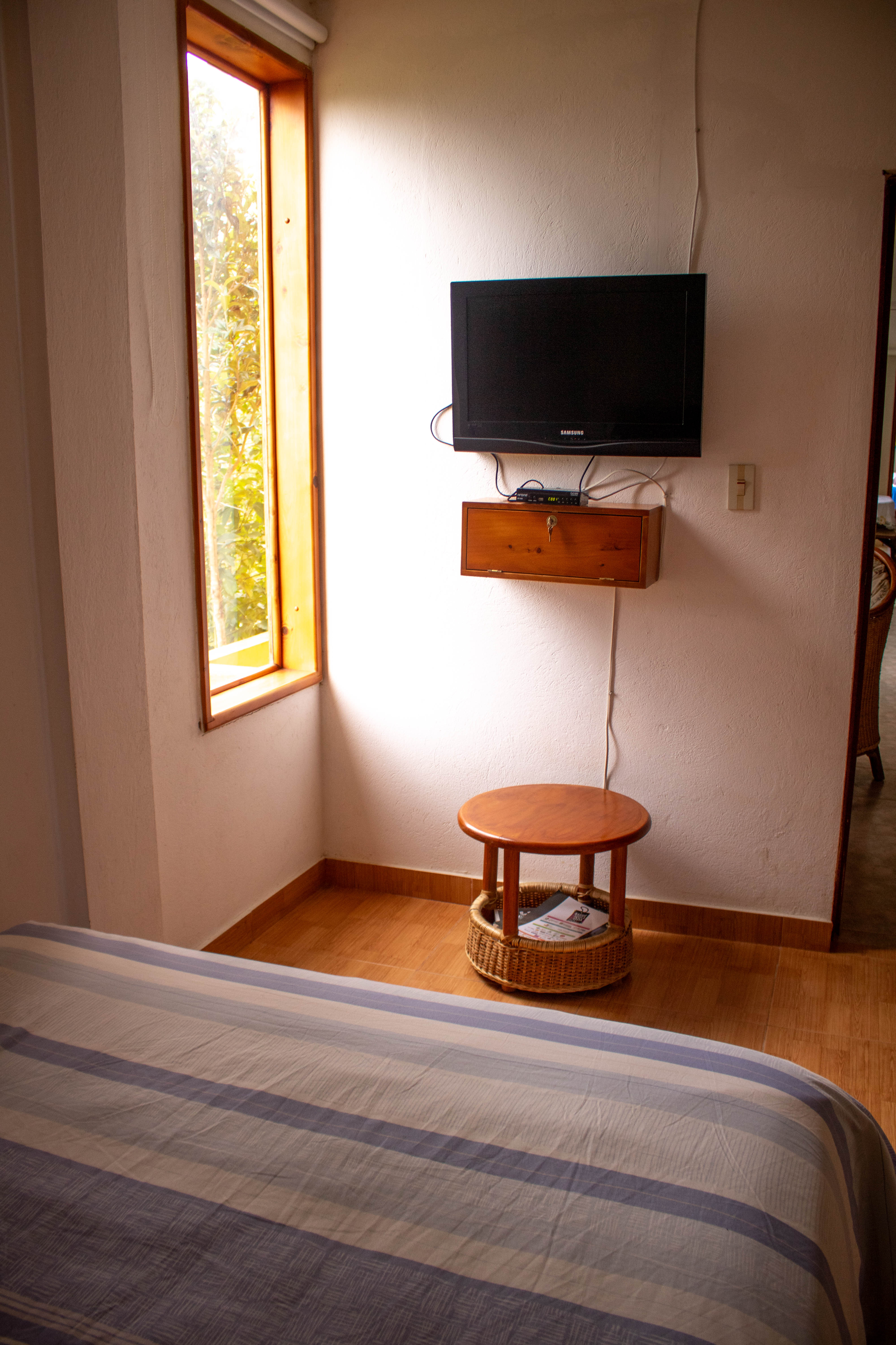 MONTEVERDE BEST INN  - Recuerdo Exterior Fuente pax 2 - 44