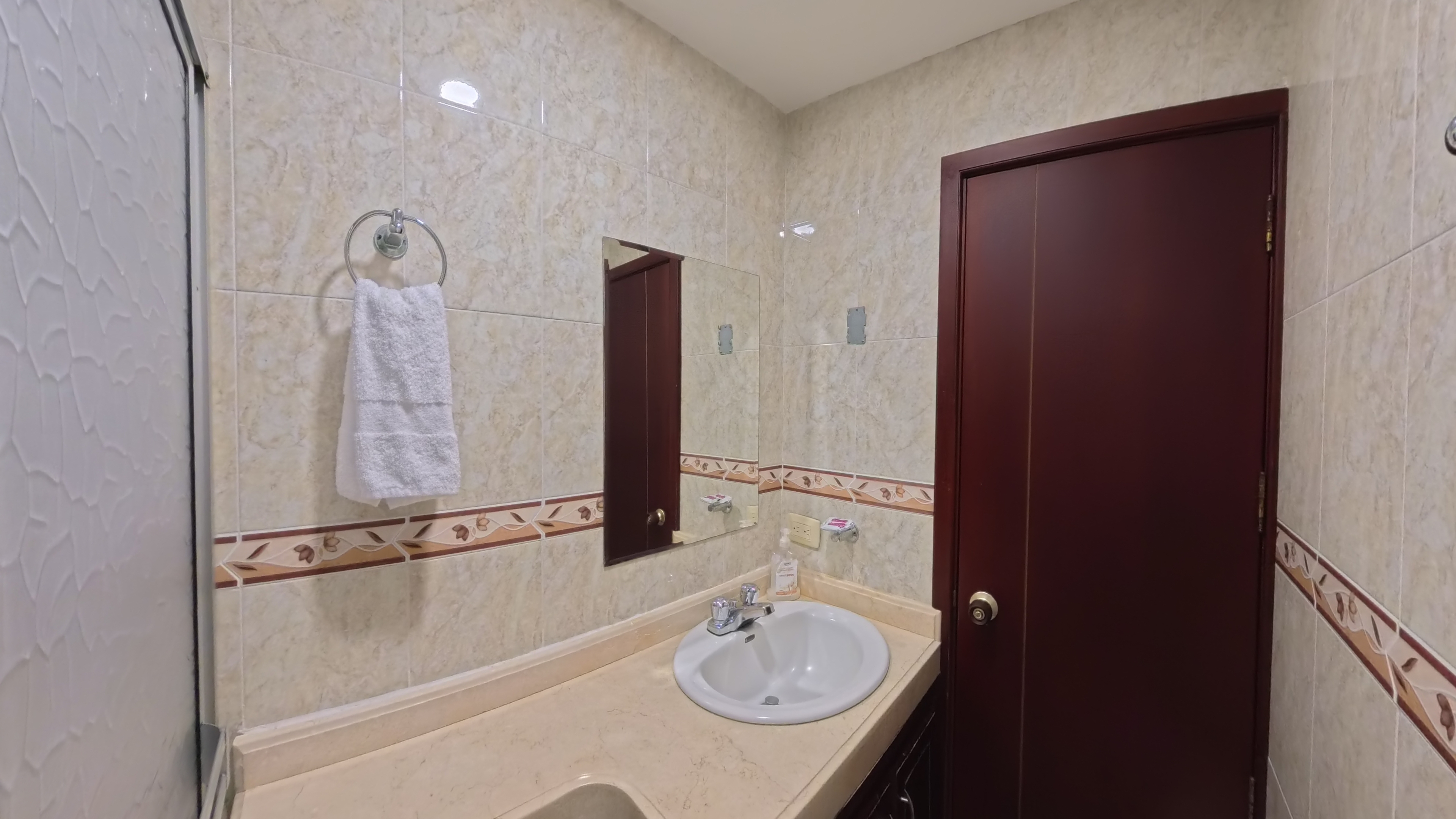 HOTEL IMPERIO REAL 45