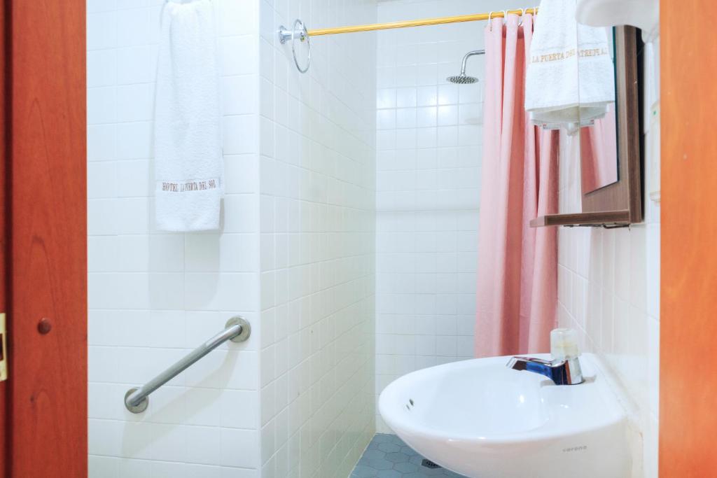 Ayenda 1506 La Puerta del Sol - Baño - 17