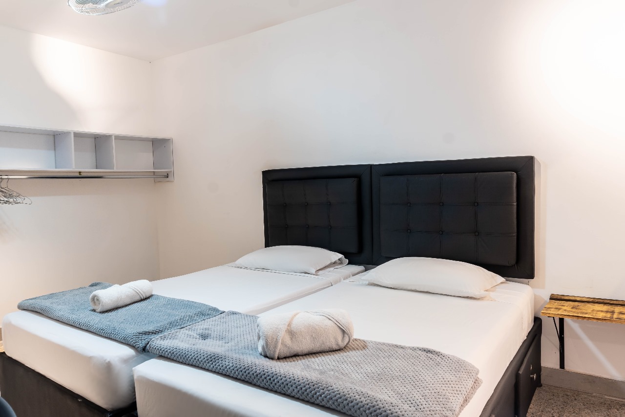 Hotel Civitas Medellín - Doble King Dueto Twin Patio - 11