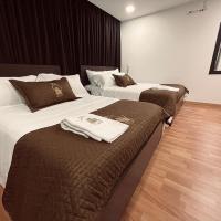 Hotel Tesla 27