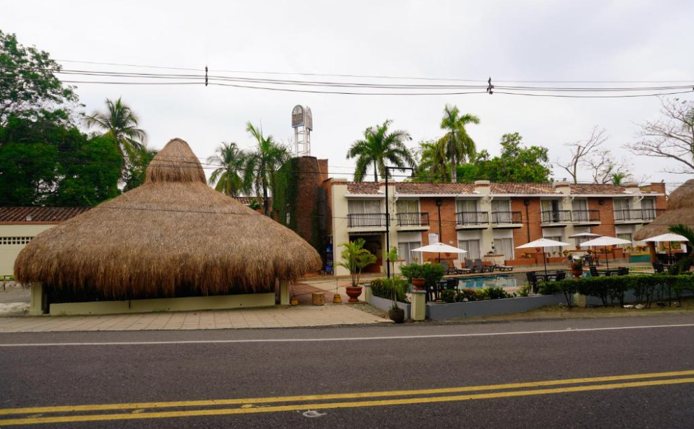 hotel y restaurante el mesón del gitano 23