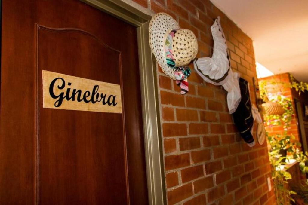 Ayenda 1422 Caney 24