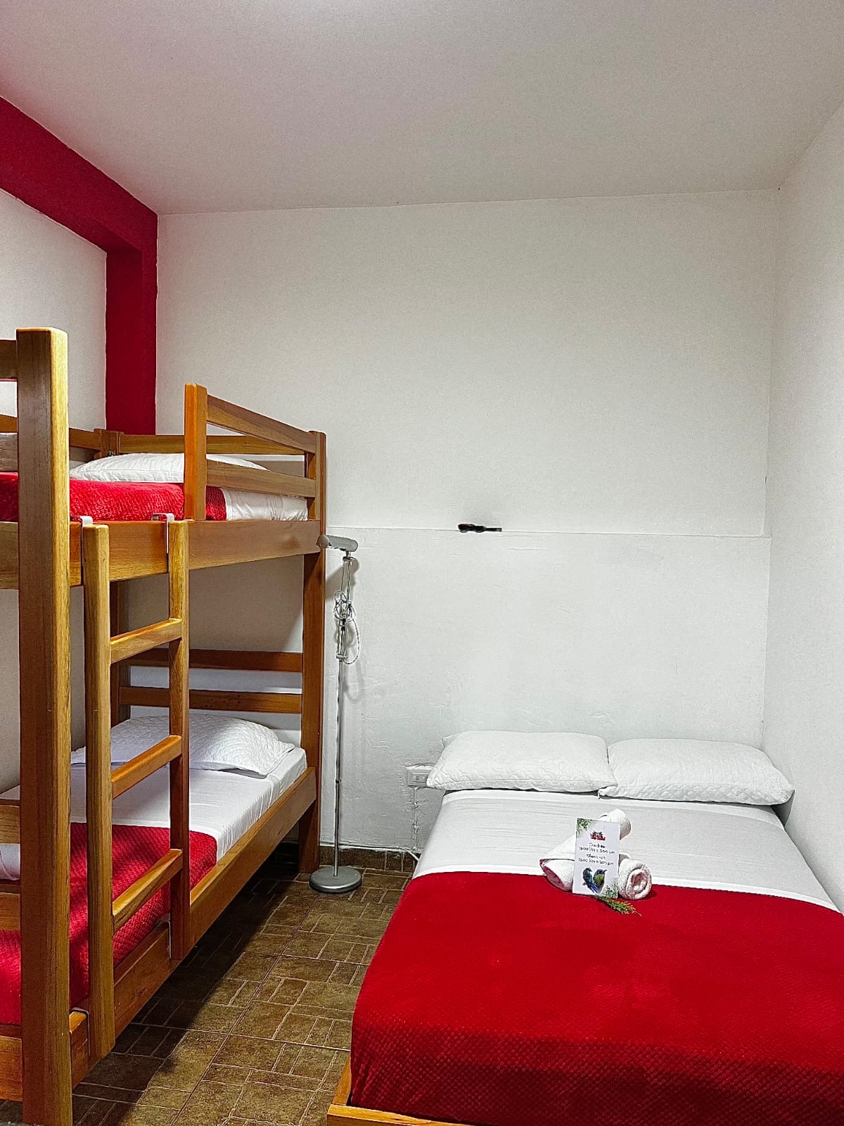 Finca Hotel Calle Jardin - Habitación Heliconia cuádruple con baño compartido - 6