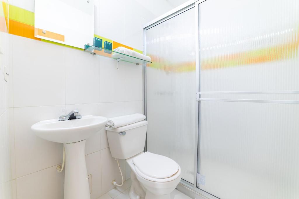 Ayenda Zhena - Baño - 23