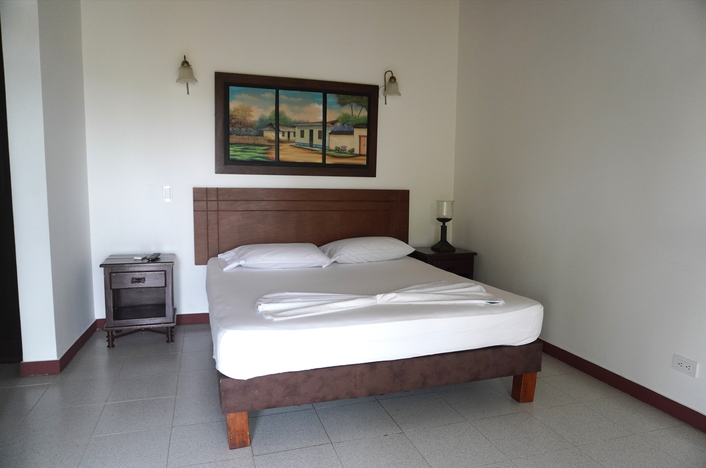 hotel y restaurante el mesón del gitano - Doble con vista al Jardin  - 1